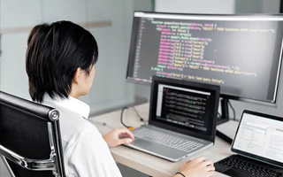 宜都 ,php声明和调用变量的符号是什么？